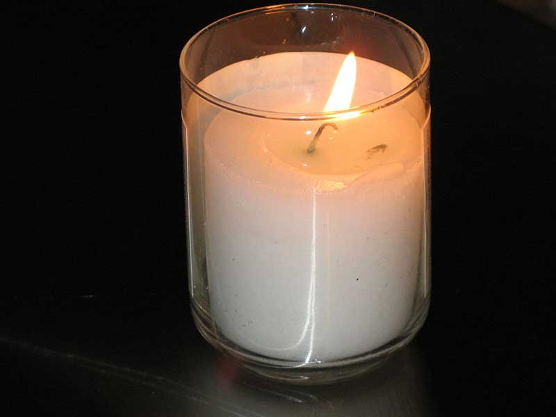 Yahrzeit candle